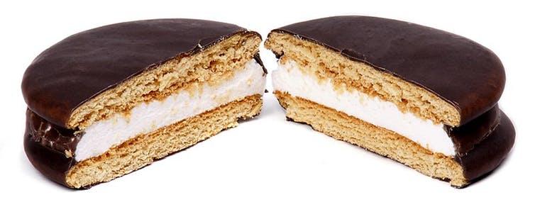 Some think the moon pie may have inspired the s'more.