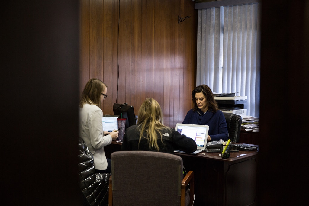 DETROIT, MI  - DECEMBER 19: Gretchen Whitmer and her team begin call time at their location in Detroit Michigan located off W McNichols Rd on December 19, 2017. (Photo by Ali Lapetina for The Washington Post via Getty Images)